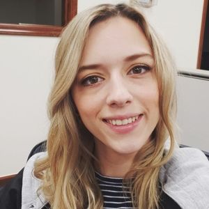 Meet your Posher, Alexis